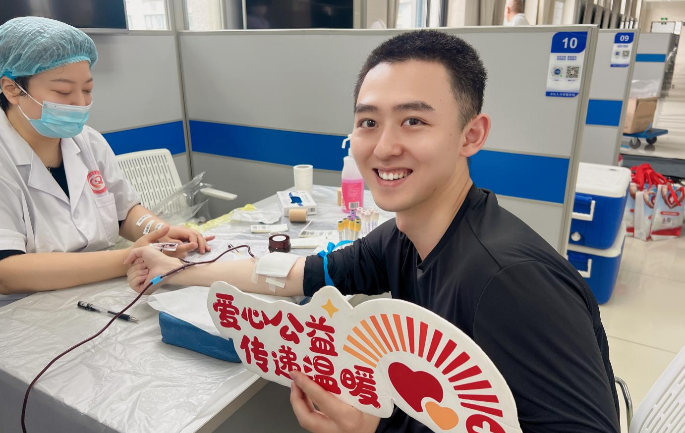 金坛医保分局组织开展无偿献血活动1.png